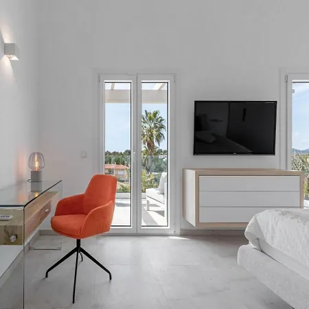 Renovated * Kamári